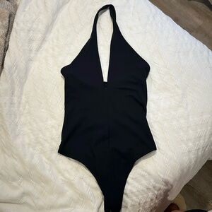 Black abercrombie hauler plunge neck bodysuit thong back